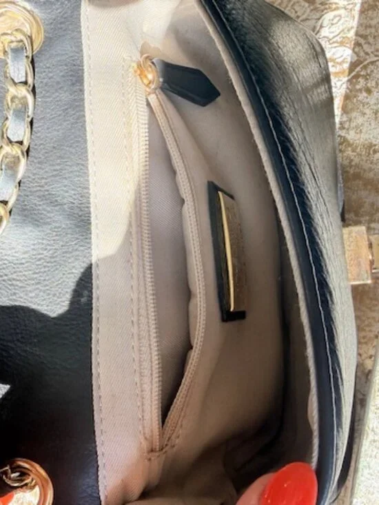 Valentino purse, Beatriz D Leather Shoulder Bag - Picture 5 of 5